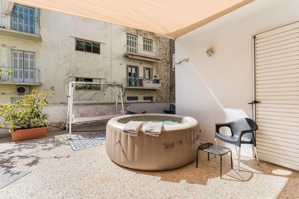Amazing 3Bdr Apt With Unique Roof Garden In Plaka Athene Buitenkant foto