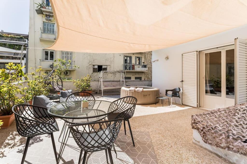 Amazing 3Bdr Apt With Unique Roof Garden In Plaka Athene Buitenkant foto