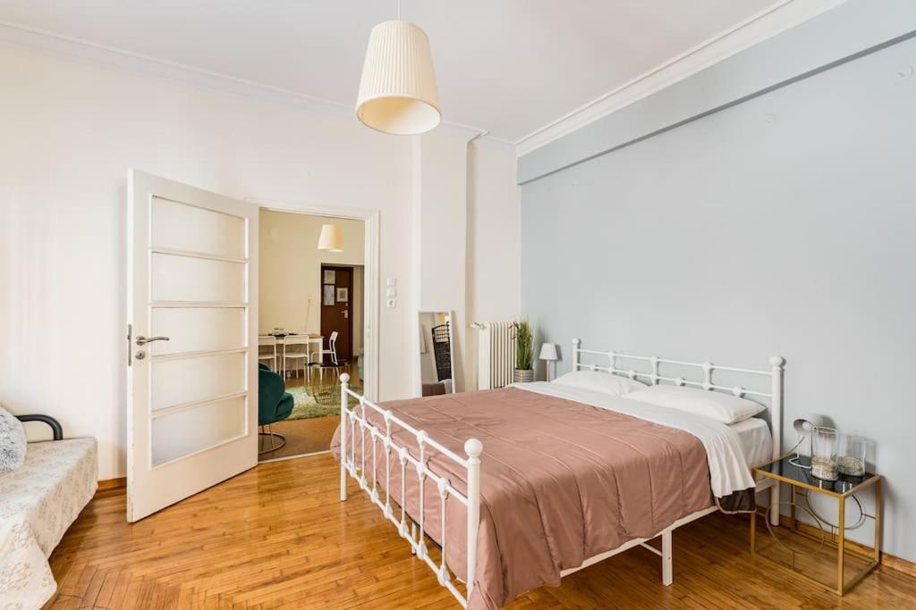 Amazing 3Bdr Apt With Unique Roof Garden In Plaka Athene Buitenkant foto