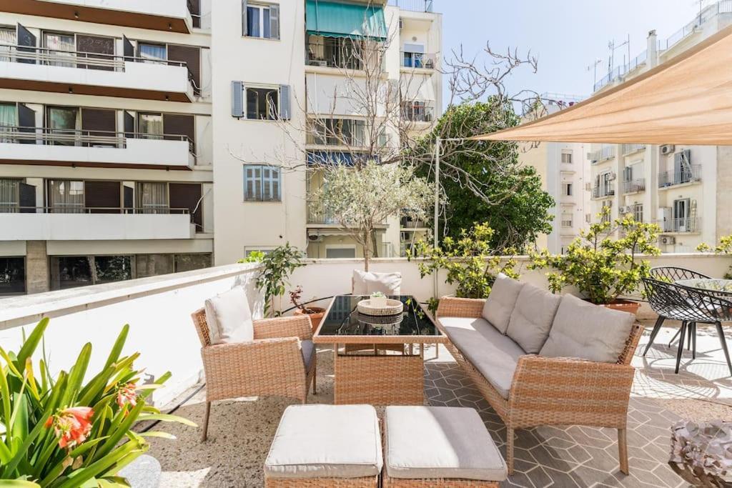 Amazing 3Bdr Apt With Unique Roof Garden In Plaka Athene Buitenkant foto