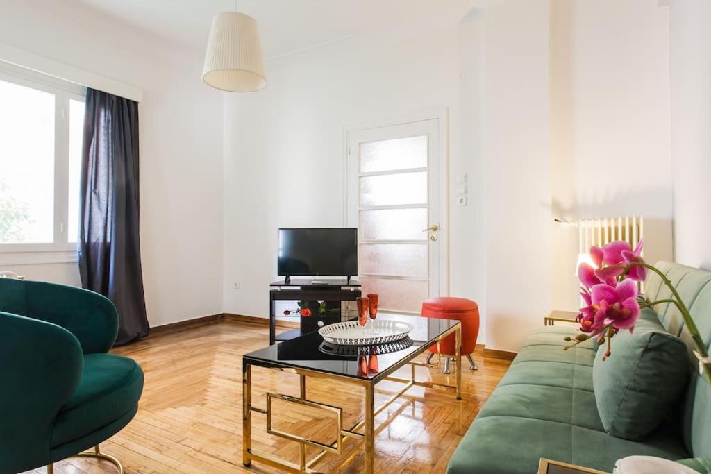 Amazing 3Bdr Apt With Unique Roof Garden In Plaka Athene Buitenkant foto